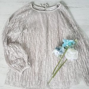 LC Cold Shoulder Lace Top w/Tie Back Closure